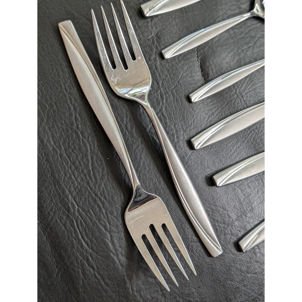 Lot of 8 Oneida Camlynn Stainless Steel Flatware Serving Pieces Spoons Forks